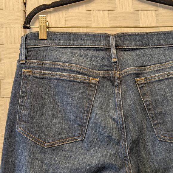 Frame Denim Women's Skinny Jeans in Dark Blue Wash - Picture 7 of 13